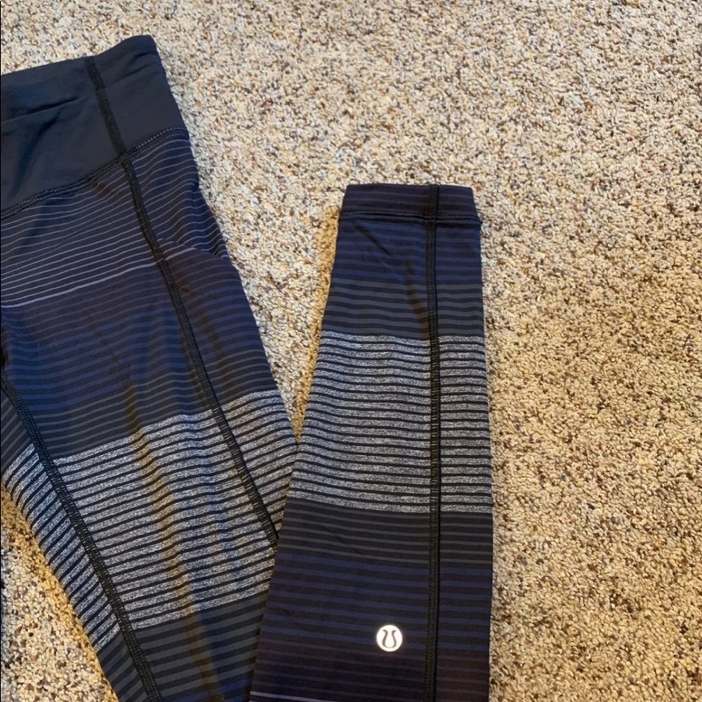 Lululemon om stripe speed tights size 2 - Picture 6 of 8
